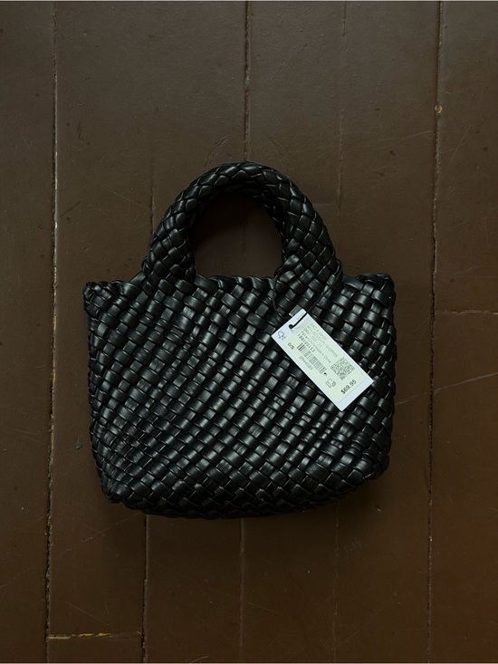 Dynamite Handbags - Dynamite Black Woven Mini Tote